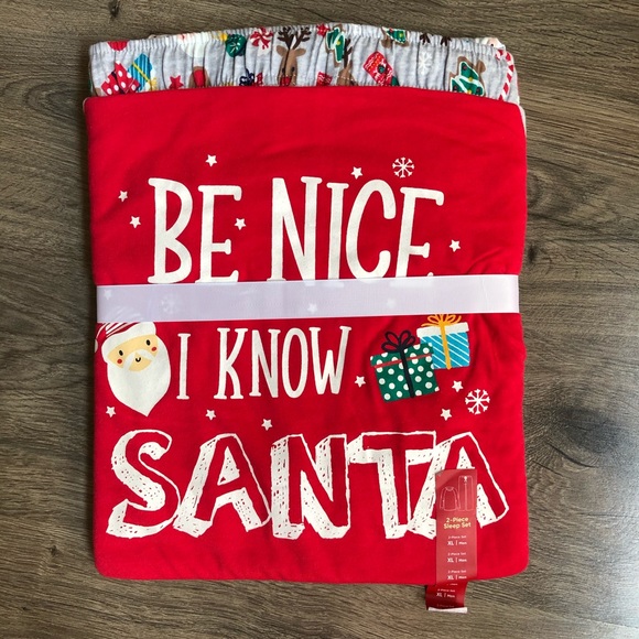 Holiday pajama set - Picture 3 of 8